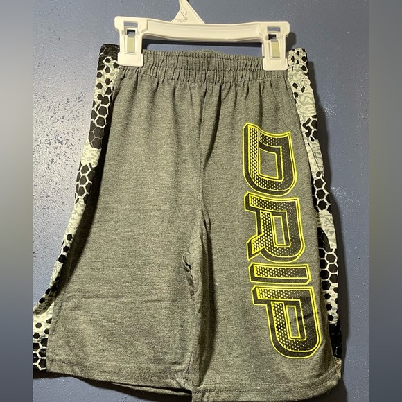 Boys Size 7 - 3-Piece Set - Picture 3 of 5